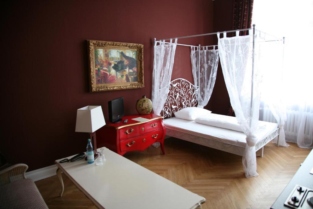 Hotel Am Adenauerplatz Berlim Quarto foto